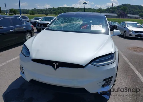 2020 Tesla Model X Long Range Dual Motor All-Wheel Drive/Long Range Plus Dual Motor All-Wheel Drive from USA, damaged, VIN 5YJXCBE24LF231730
